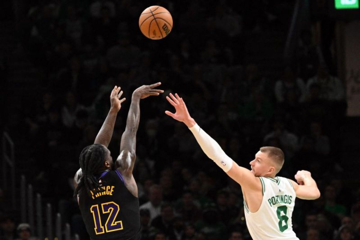 NBA: Lakers bekuk Celtics 114-105 meski tanpa LeBron-Davis
