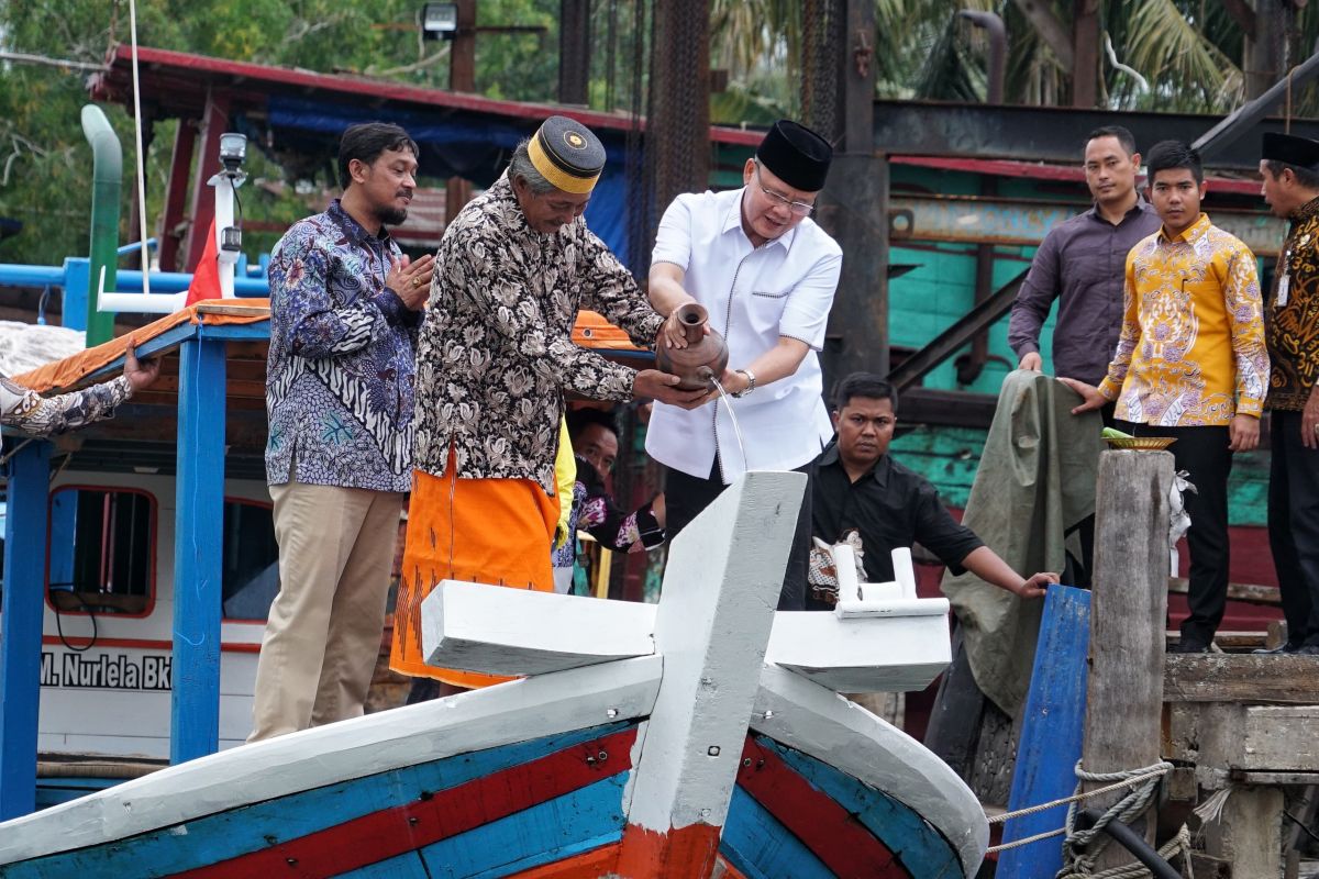 Pemprov fasilitasi pengurusan legalitas nelayan Bengkulu