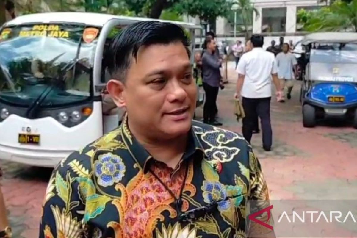 Polisi sita akun medsos Aiman Witjaksono