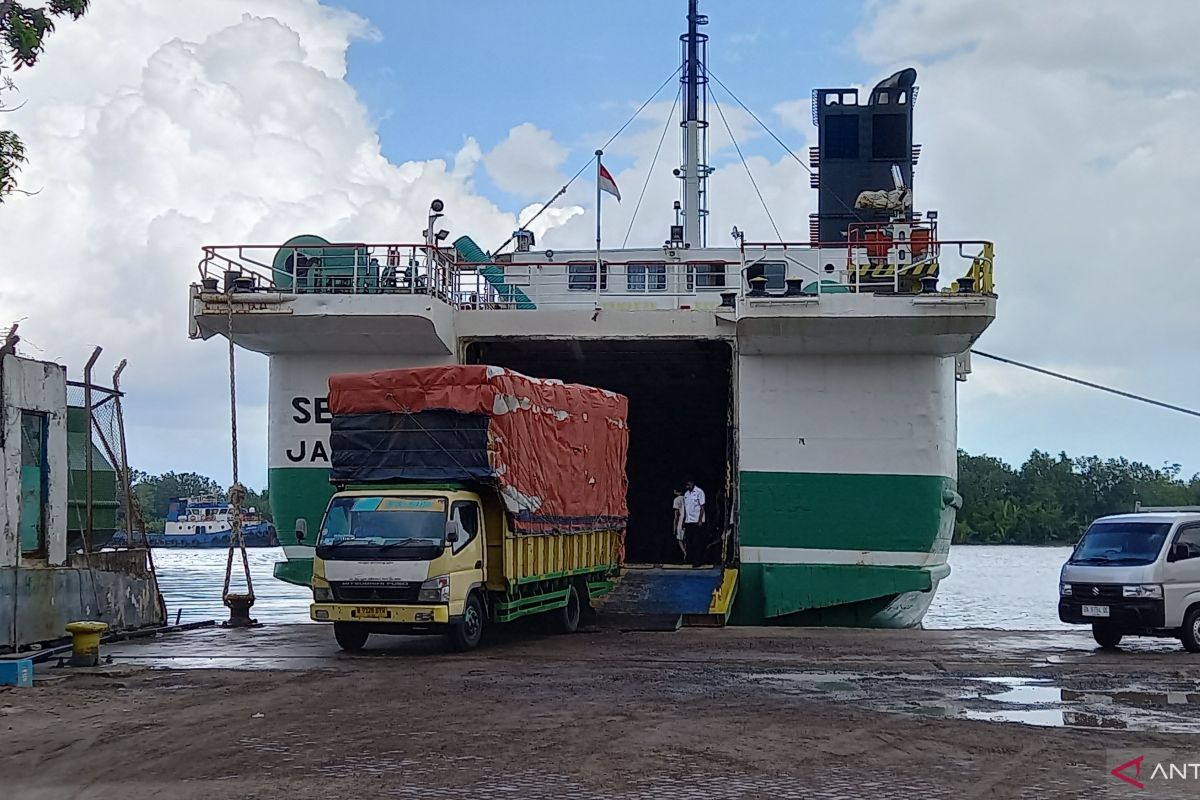 Aktivitas bongkar di pelabuhan Babel naik jadi 150,90 ribu ton