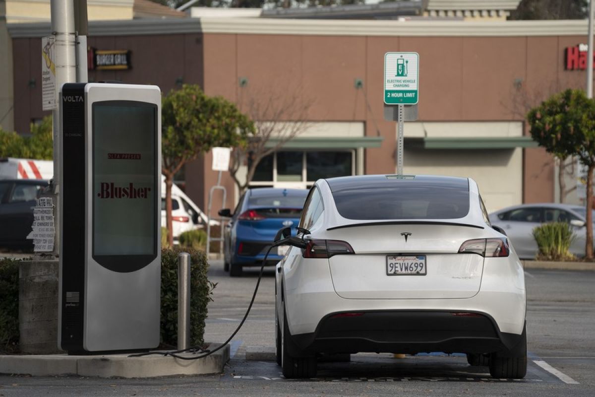 25 county di California gugat Tesla terkait penanganan limbah