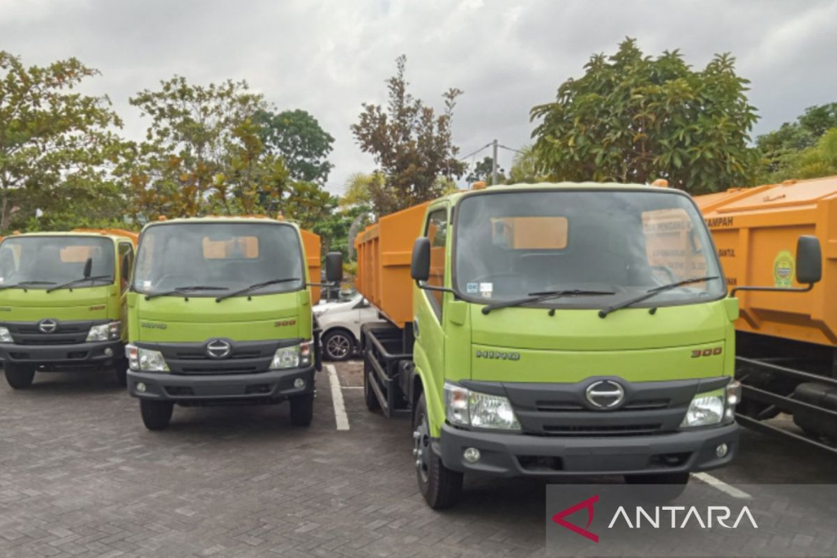 DLH Bantul mengoperasikan 39 kendaraan pengangkut sampah