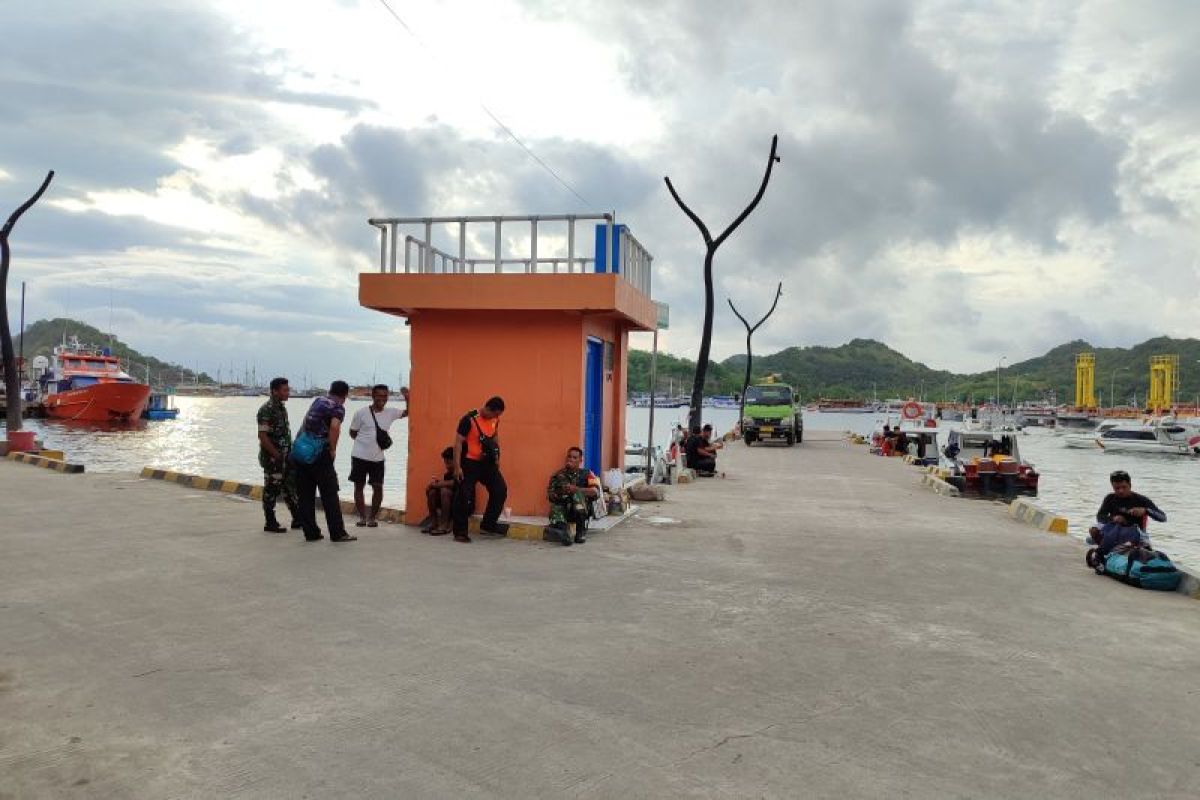 SAR siapkan personel evakuasi korban kapal wisata terbakar