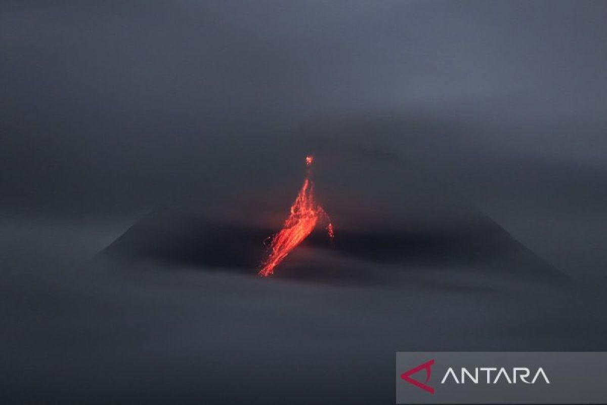Gunung Merapi luncurkan 143 kali guguran lava selama sepekan