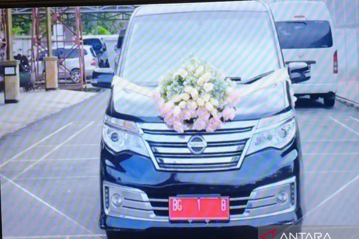Mobil dinas Bupati Musi Banyuasin dipinjamkan untuk warga menikah