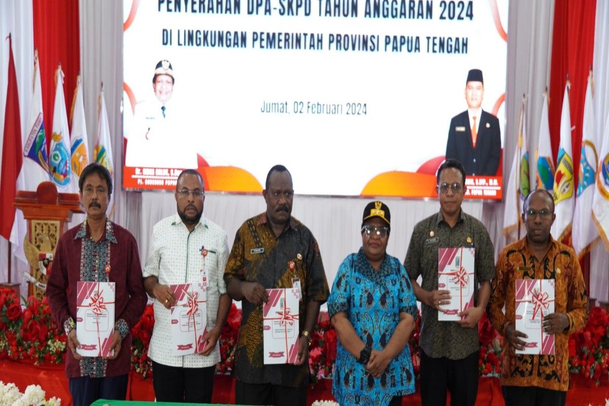Gubernur Papua Tengah serahkan DPA 2024 senilai Rp4,8 triliun