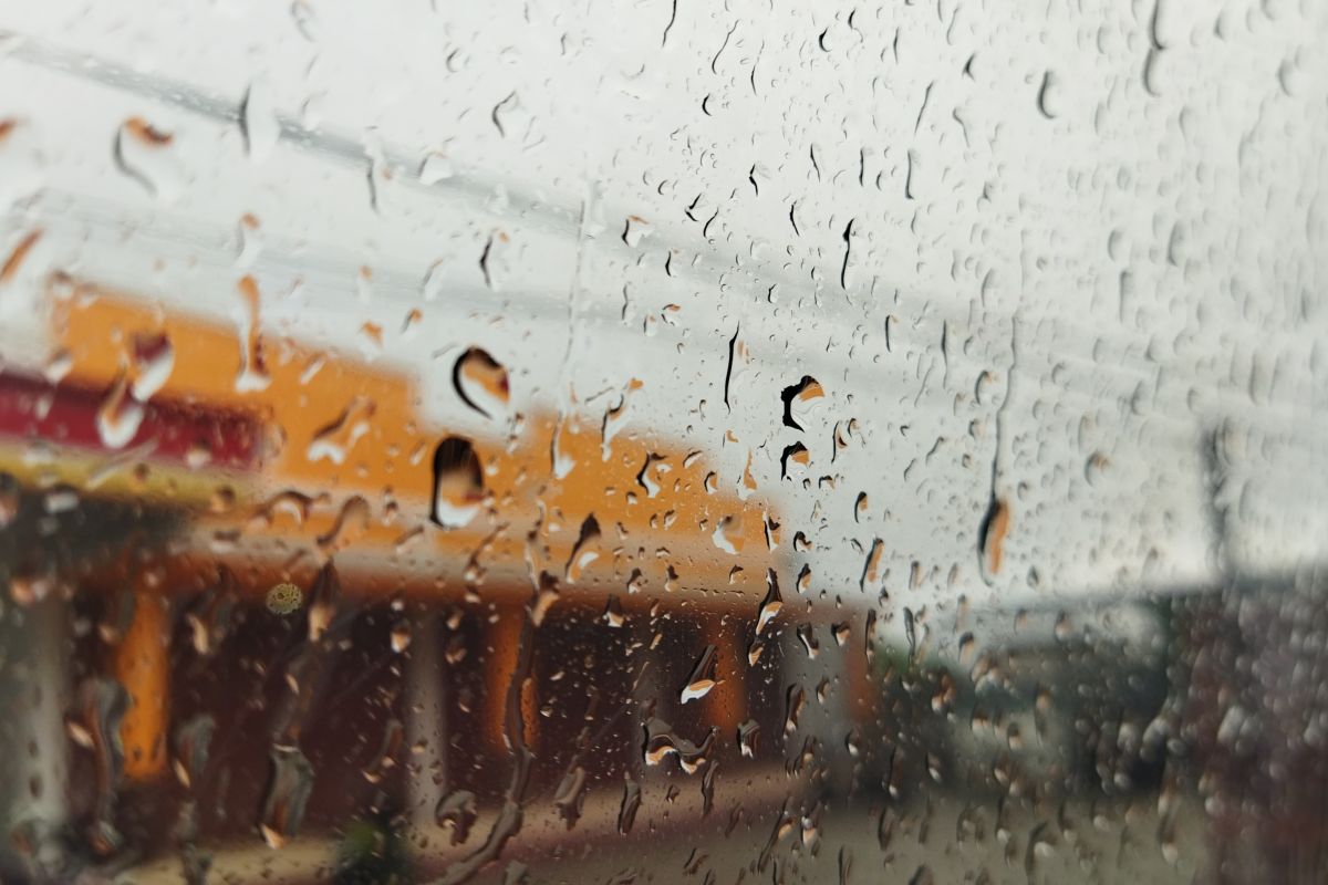 Hujan lebat berpotensi melanda Bangka Belitung dan sebagian besar wilayah Indonesia