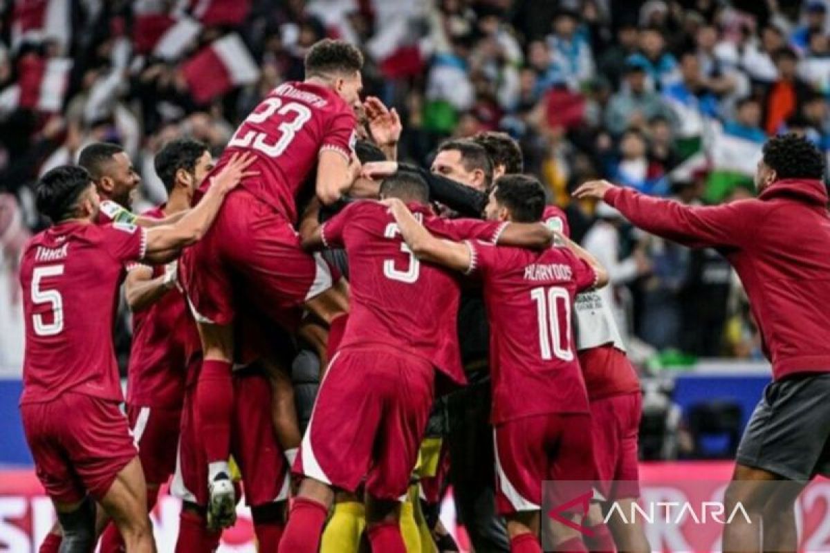 Tuan rumah Qatar ke semifinal usai menang adu penalti lawan Uzbekistan