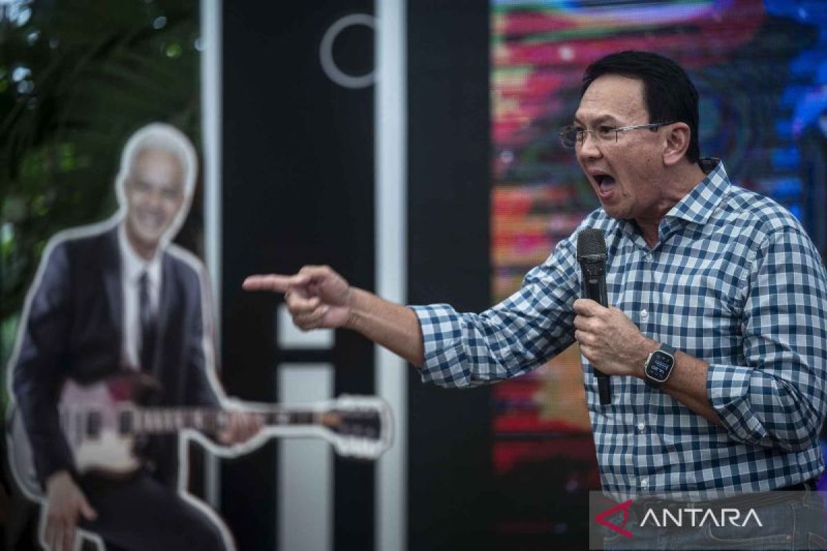 Capres Ganjar tepis isu Ahok sebagai "kuda putih" Jokowi