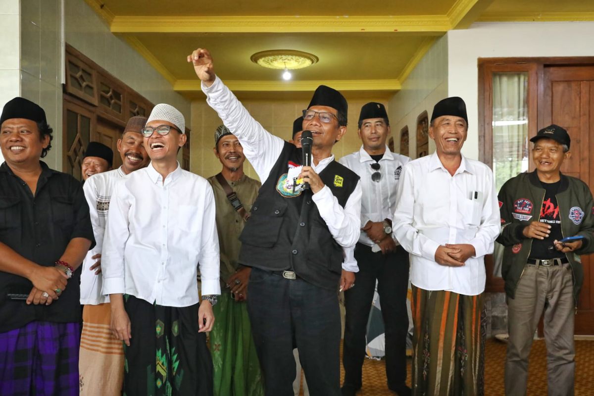 Mahfud Md kunjungi Ponpes Sirrul Cholil Bangkalan