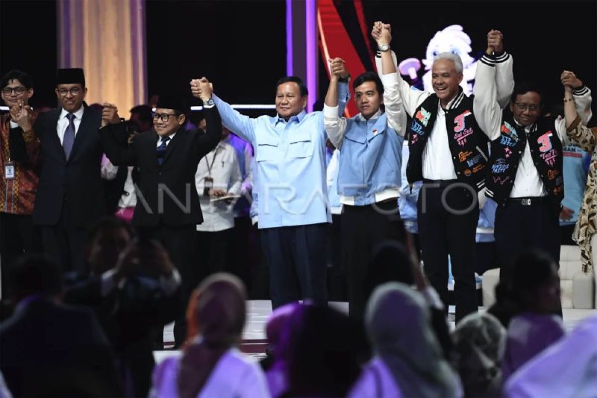 Pengamat nilai para capres saling menerima kritik dalam debat terakhir