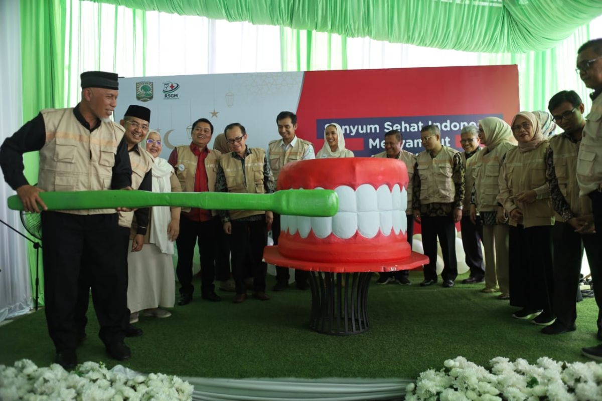 Menjangkau 1000 Santri Kota Padang, Unand bekerja Sama dengan Pepsodent, beri edukasi dan perawatan kesehatan gigi dan mulut