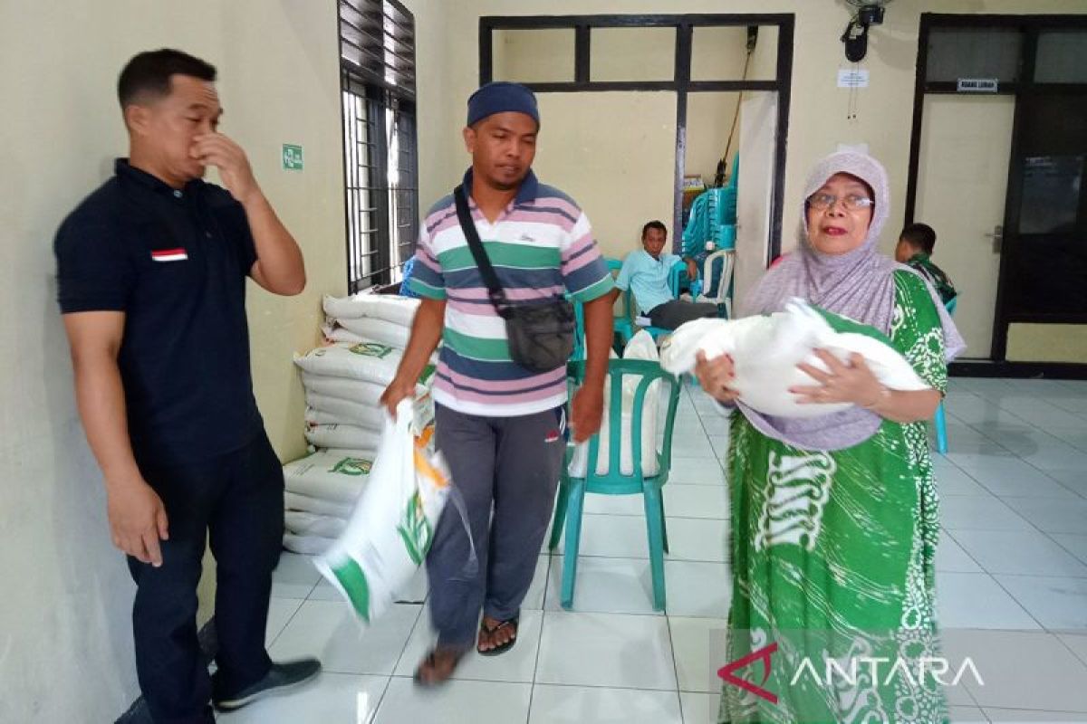 Pemerintah Kota Mataram distribusikan 382,3 ton beras CPP