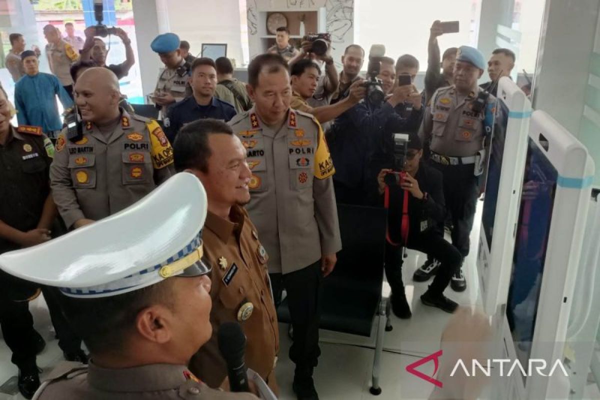 Kapolda Kalsel  kunker ke Polres HSS