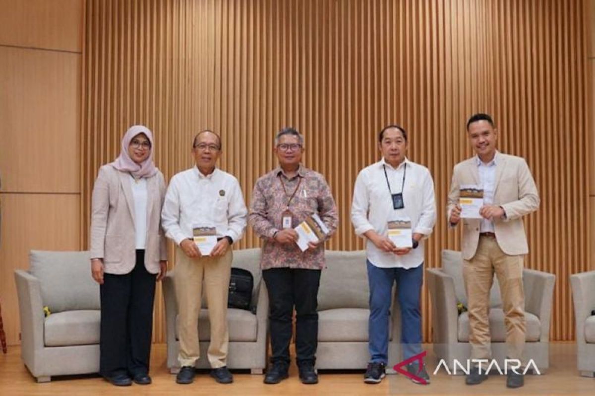 LPEM UI terbitkan buku putih rekomendasi peningkatan investasi PLTP