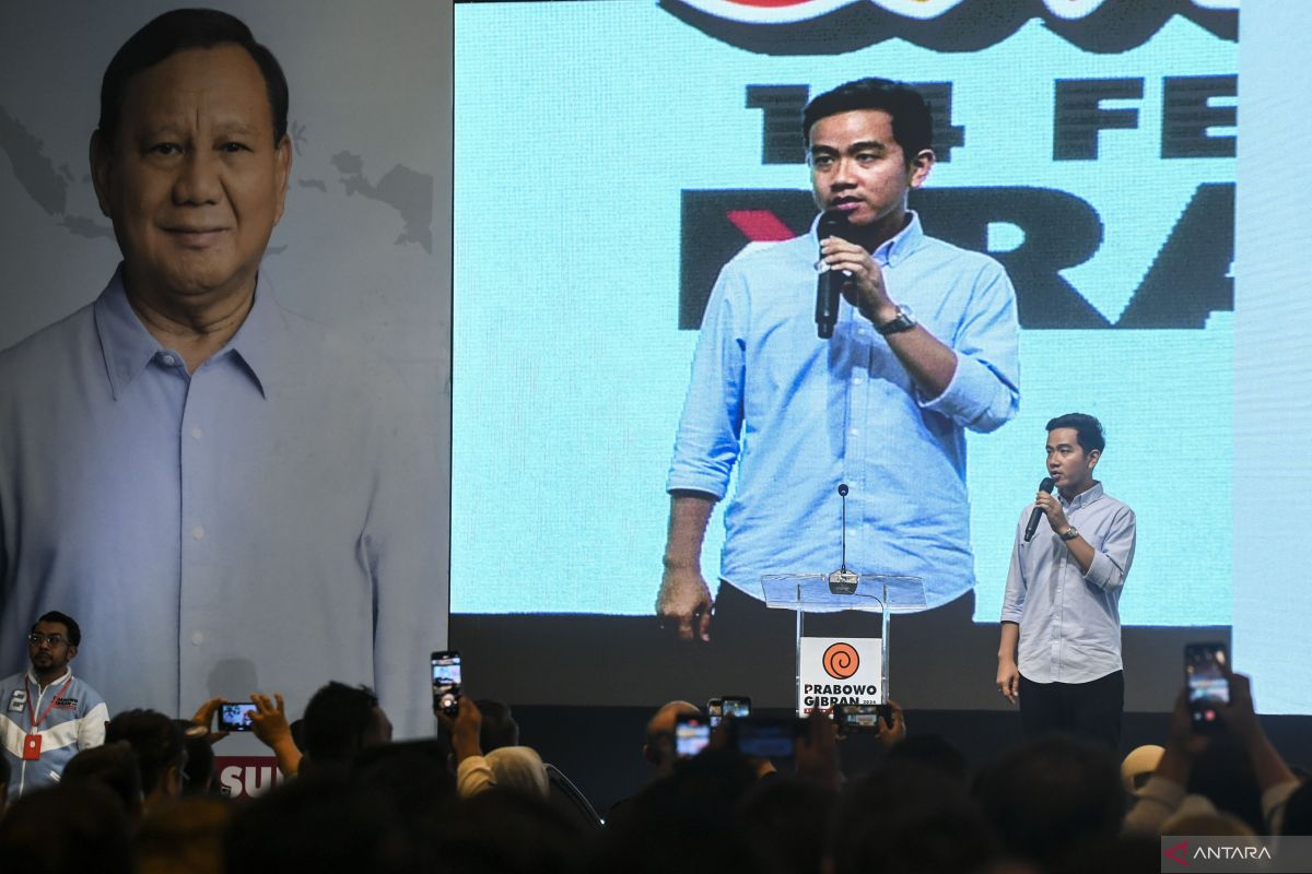 Hari kampanye ke-72, Prabowo-Gibran nonton konser di Medan