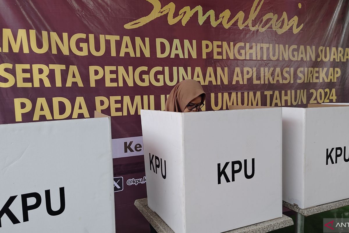 292 nakes Kabupaten Tangerang disiapkan dampingi petugas KPPS dan PPS
