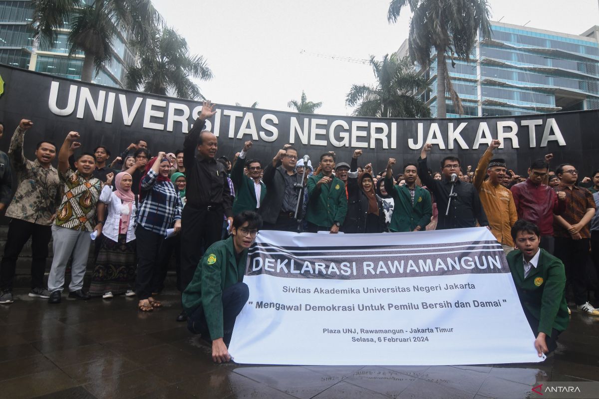 DKI kemarin, sivitas akademika bersuara hingga hiburan Imlek di Ancol