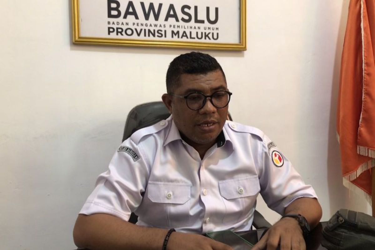 Bawaslu Maluku berhentikan tujuh pengawas TPS terlibat Parpol
