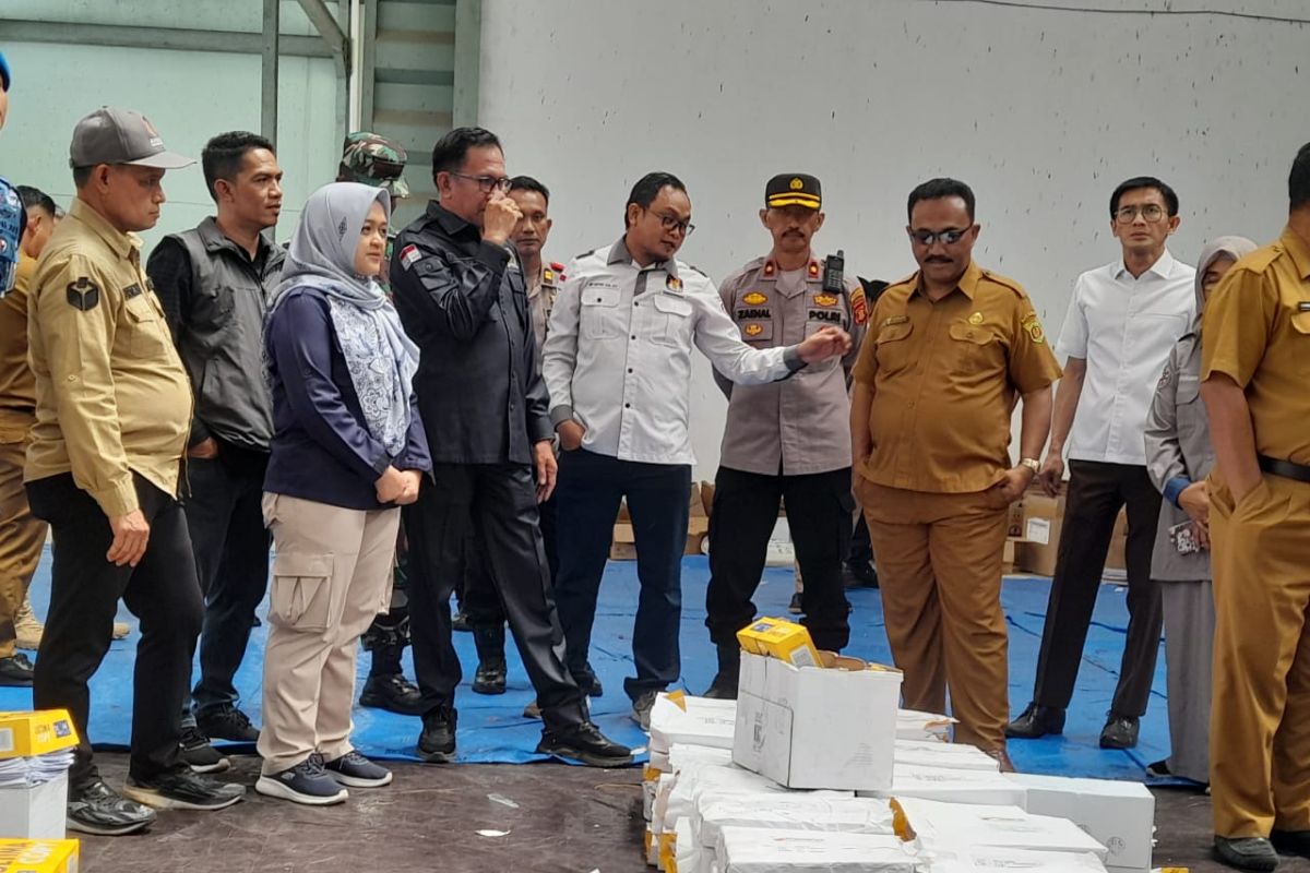 Polresta Samarinda cek pengamanan pemantapan  logistik di gudang KPU