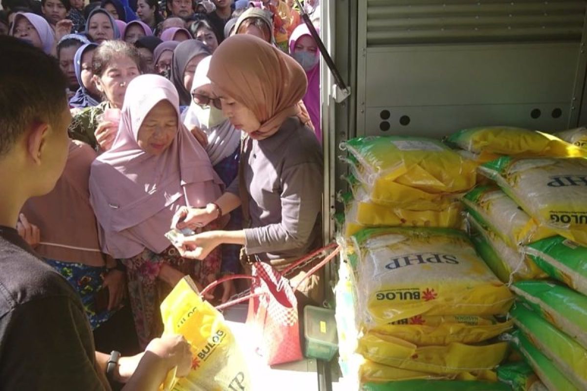 Pemkab Tulungagung gelar operasi pasar tekan inflasi daerah