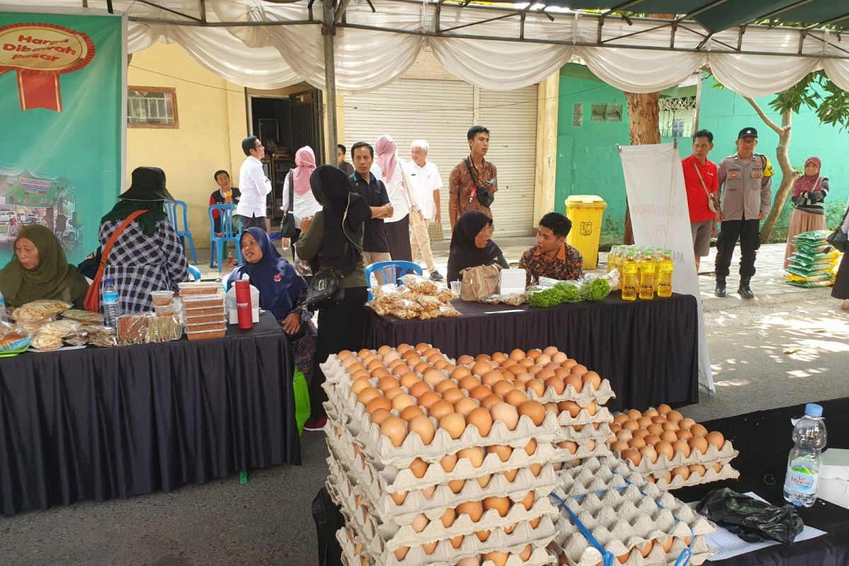 Operasi pasar murah di Mataram stabilkan harga telur