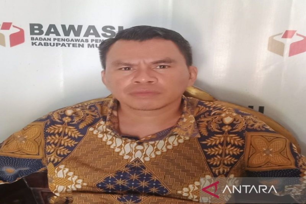 Bawaslu Muna Barat bentuk tim khusus awasi logistik Pemilu hingga pendistribusian