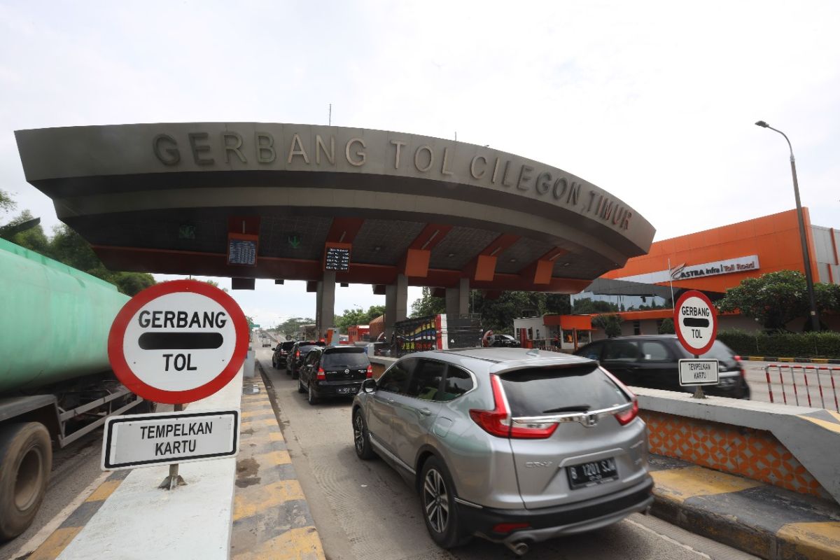 Libur Isra Mi'raj dan Imlek, trafik Tol Tangerang-Merak diprediksi meningkat