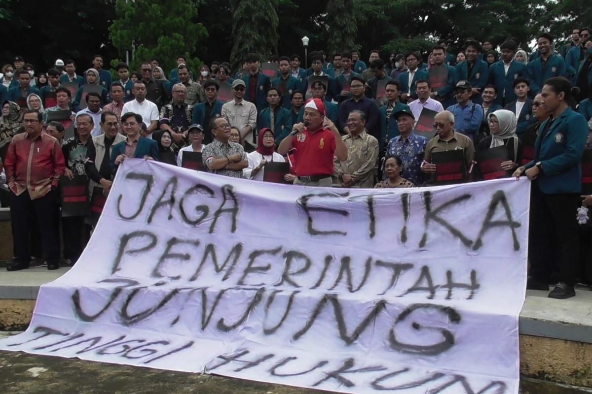 Tanggapi aksi guru besar, manajemen Undip tegaskan netral dalam Pemilu