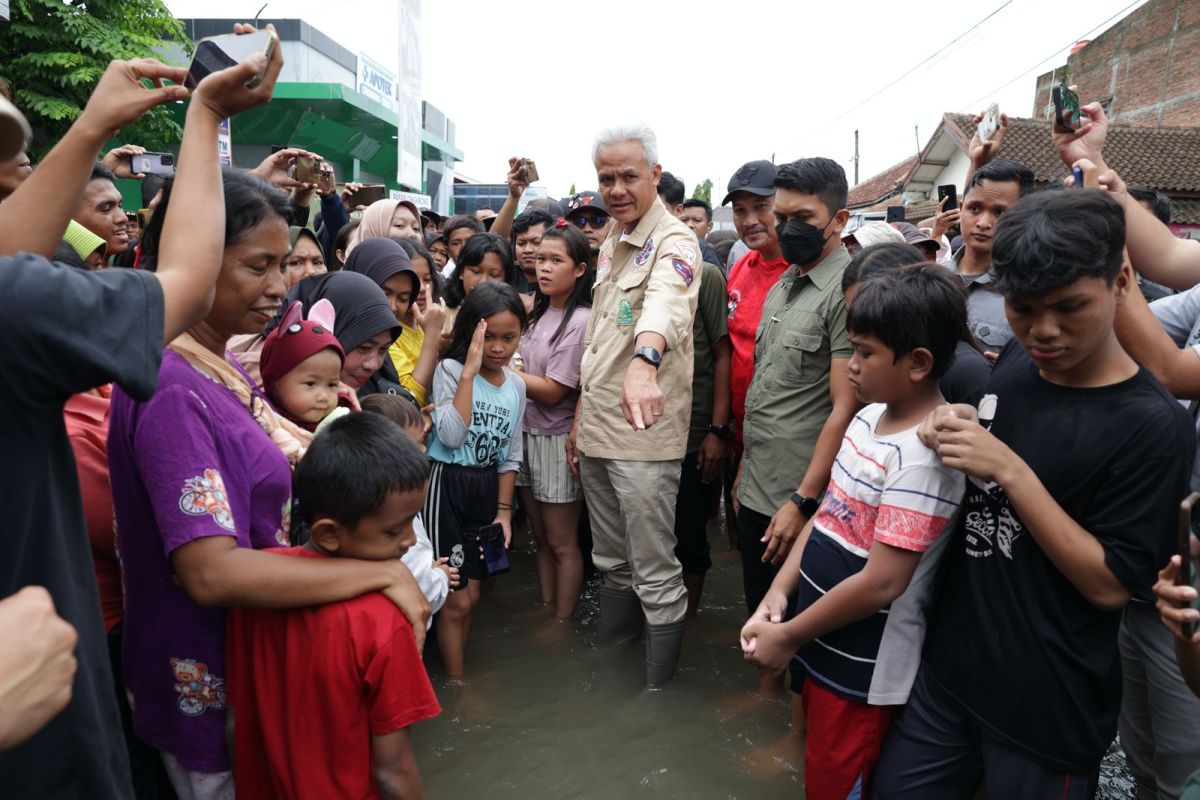 Capres Ganjar: Utamakan ibu hamil dapat pertolongan akibat banjir