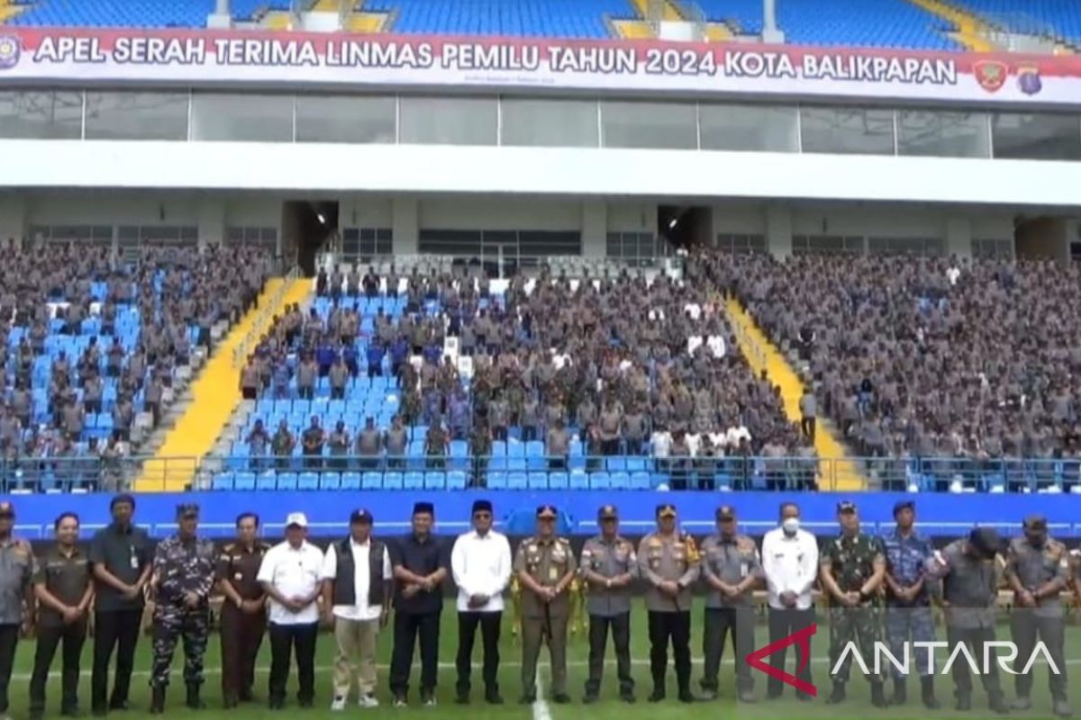 Pemkot Balikpapan serahkan personel Linmas ke Polres jelang pemilu