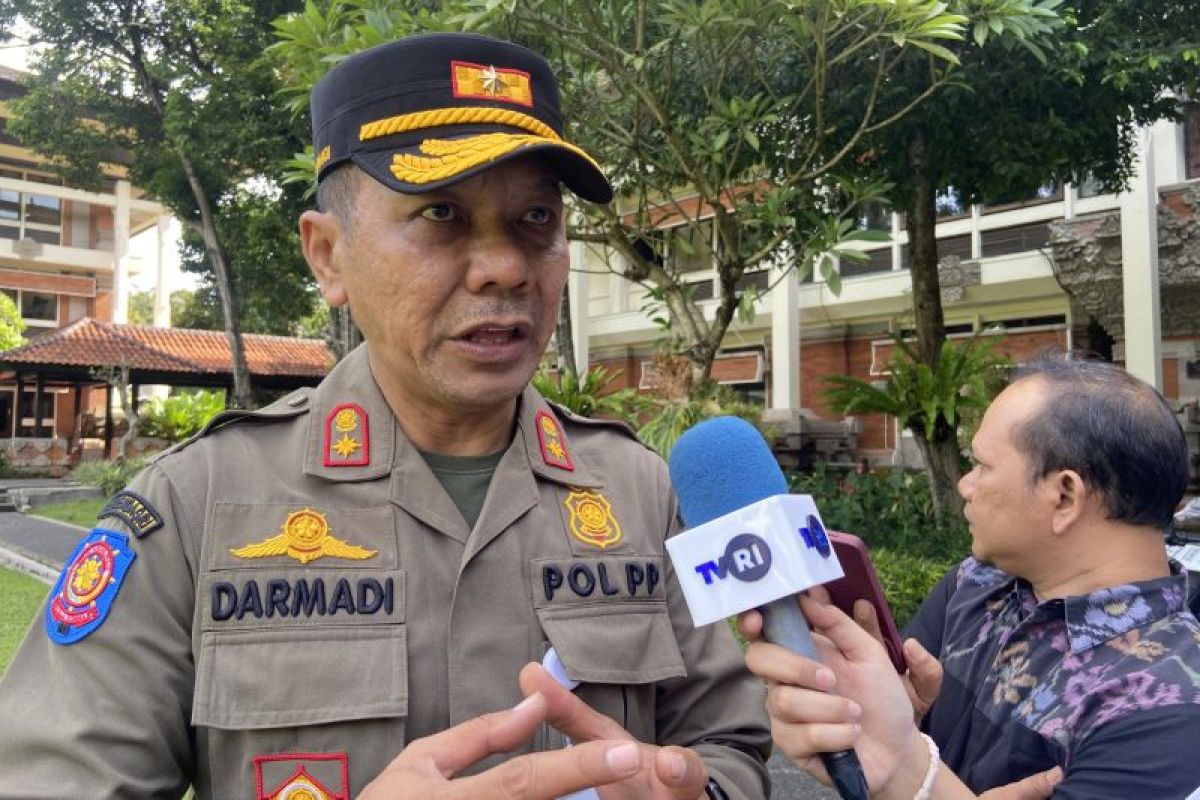 Satpol PP Bali cabut baliho politik jika masih ada saat masa tenang