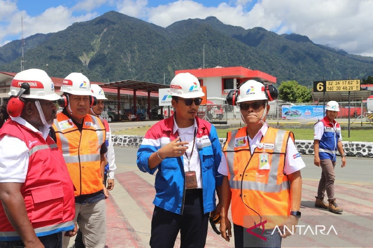 Pertamina optimistis selesaikan 150 titik BBM satu harga di Papua-Maluku