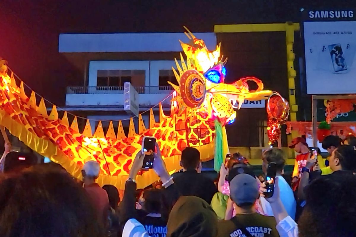 Masyarakat Kubu Raya rayakan Imlek tanpa arak-arakan naga dan barongsai