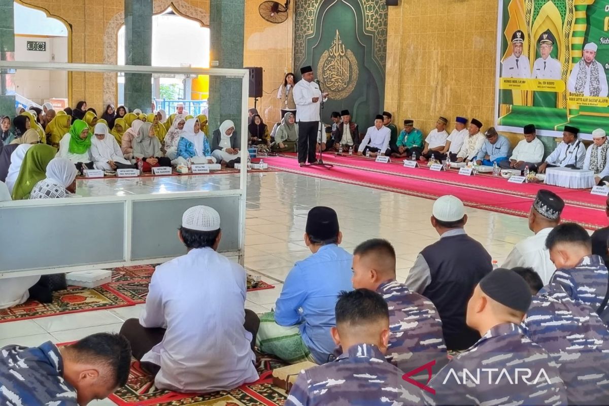 Bupati Manokwari: Jadikan Isra Mikraj momentum perkokoh persatuan