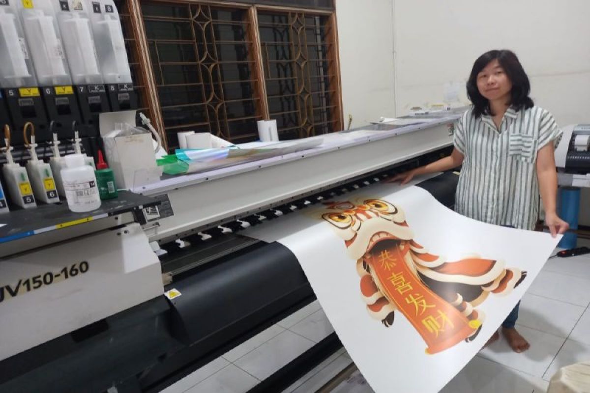 Amigo Semarang mampu bertahan jalani bisnis sablon dan cetak poster