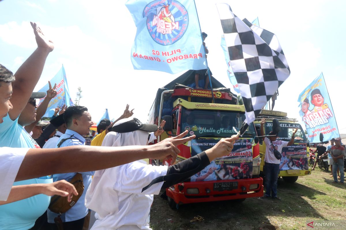 Telur Ayam Untuk Kampanye Prabowo Gibran Antara News Jawa Timur