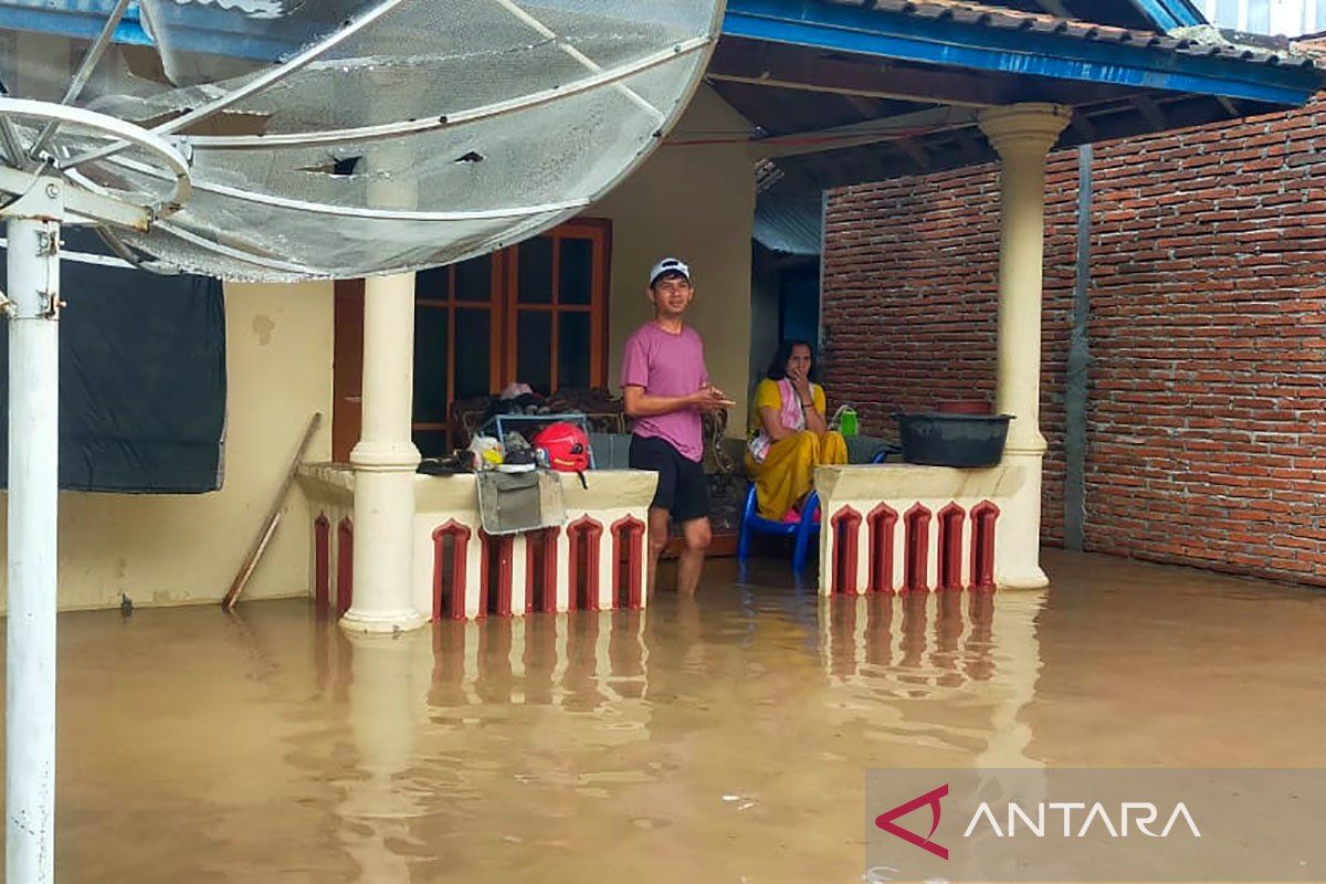 Banjir dan longsor terjang Sumbawa Jumat sore, 6.278 jiwa terdampak