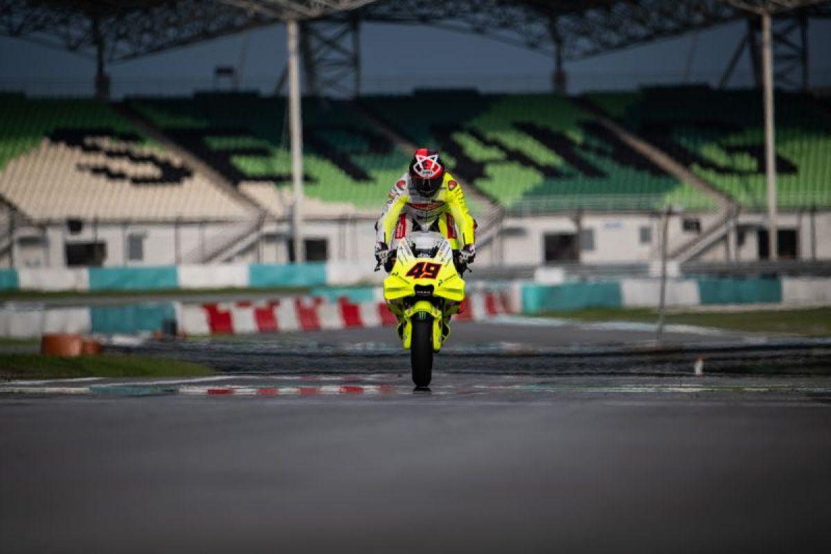 MotoGP: Diggia sebut adaptasi VR46 lancar, Bezzecchi ungkap masih kesulitan