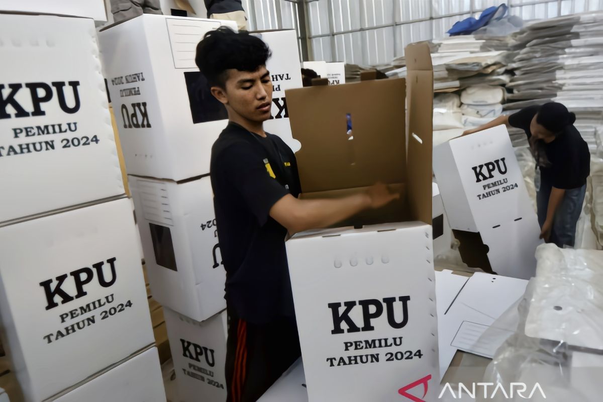 KPU Bandarlampung gunakan jasa pihak ketiga dalam distribusi logistik