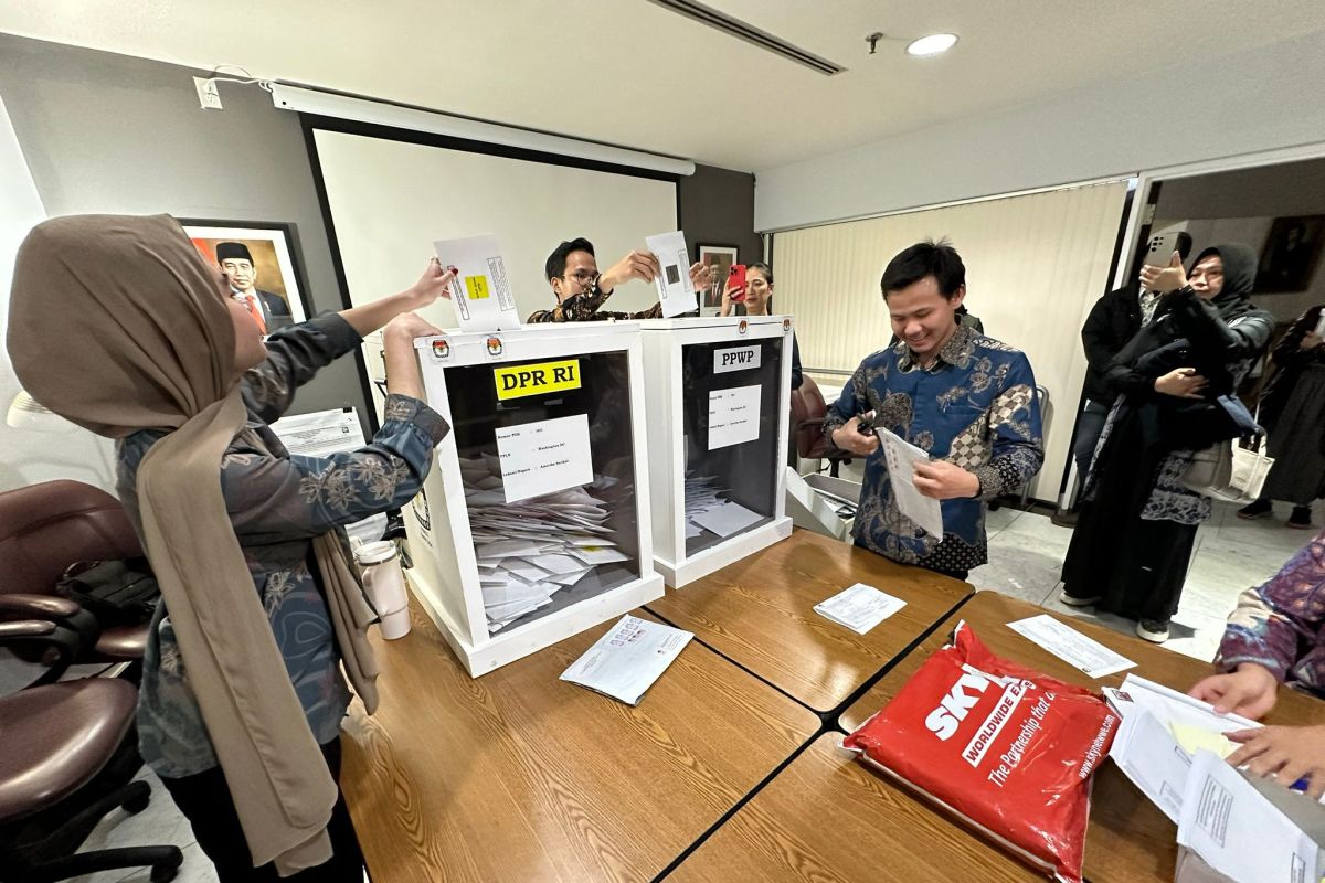 PPLN: Pemilu serentak di Chicago berjalan tertib, aman, damai