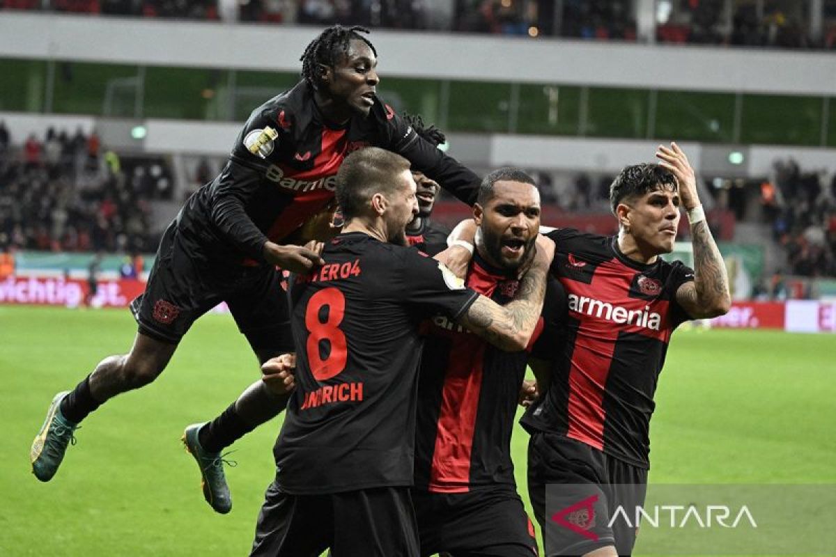 Klasemen Bundesliga:  Leverkusen unggul delapan poin dari Muenchen