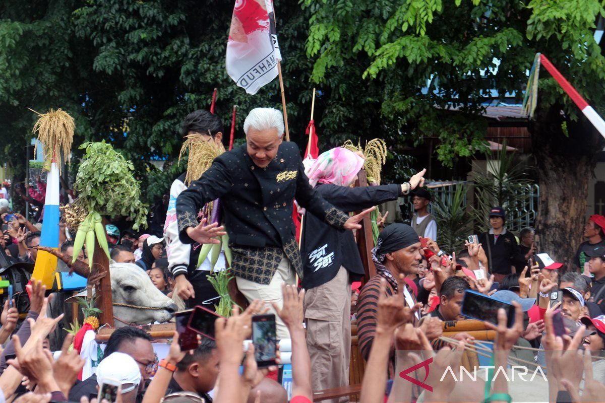 Ganjar-Mahfud disambut ratusan ribu pendukung di Solo