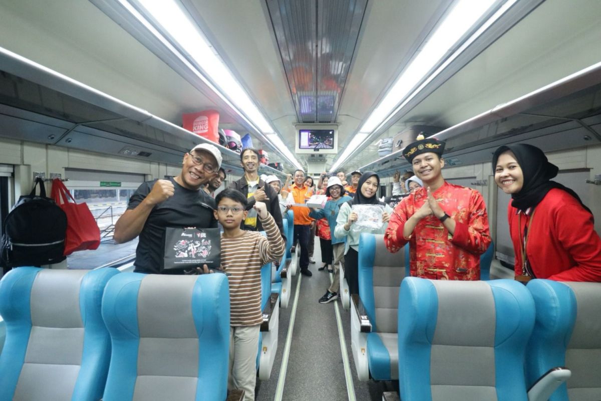 Liburan panjang, Daop Surabaya catat 95.522 orang gunakan kereta api