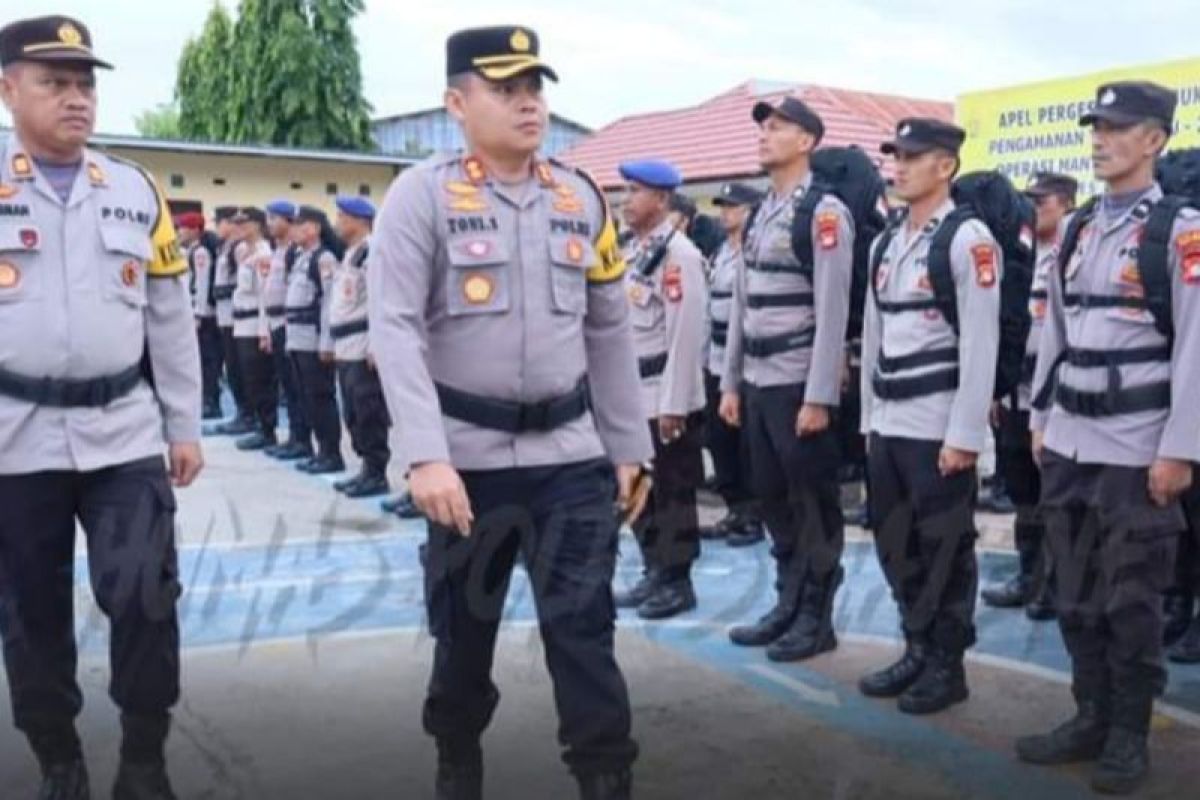 153 anggota Polres Majene dikerahkan amankan distribusi logistik Pemilu 2024
