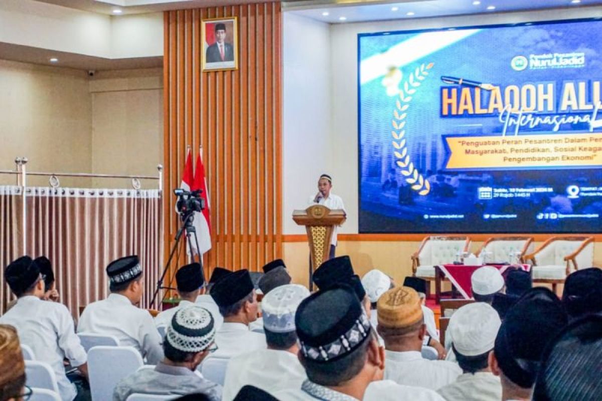 Ponpes Nurul Jadid Paiton gelar halaqah alumni