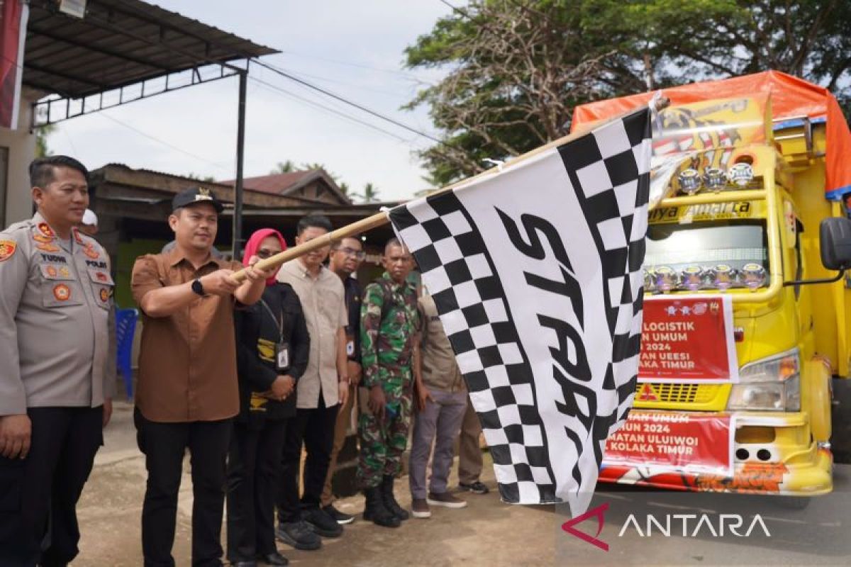 Bupati Bombana lepas mobil logistik Pemilu ke wilayah terjauh