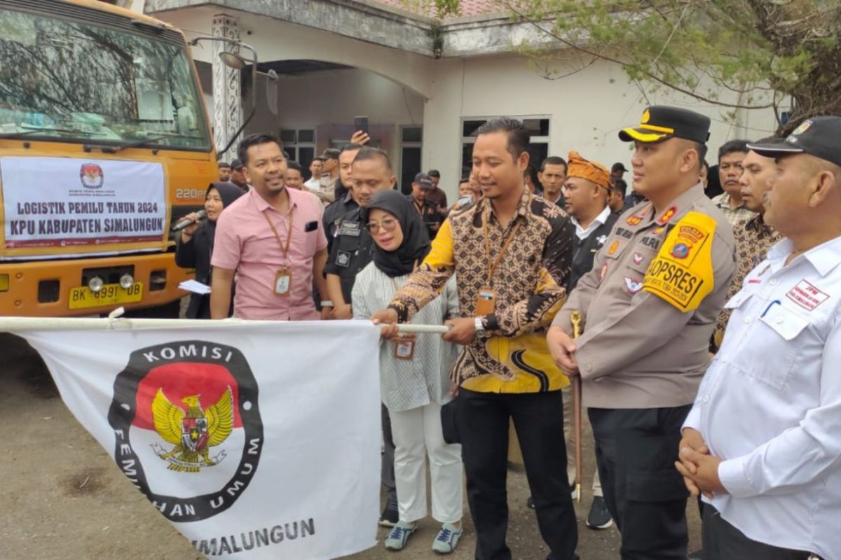 Polres Simalungun kawal pendistribusian logistik Pemilu 2024