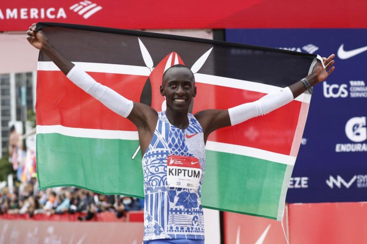 Pemegang rekor dunia maraton Kiptum tewas akibat kecelakaan di Kenya