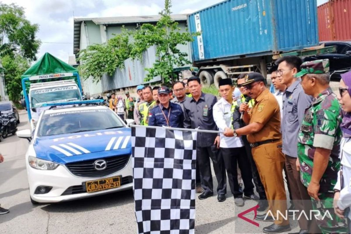 KPU Kota Samarinda distribusikan logistik pemilu  ke sepuluh PPK